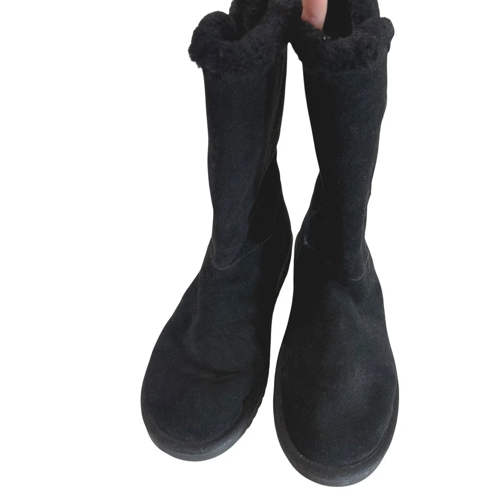 Koolaburra by UGG Kinslei Black Suede Button Detail Plaid Flannel Lined Boots 10